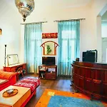 Zichy Apartment